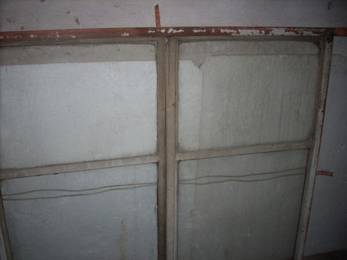 Ventana Con Reja 0