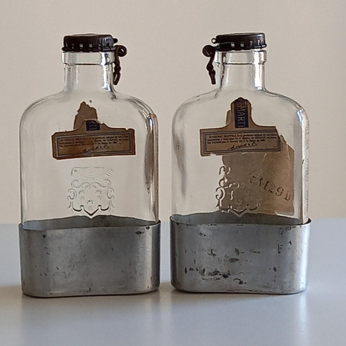 2 Antiguas Petacas De Cognac Martell (vacías) 0