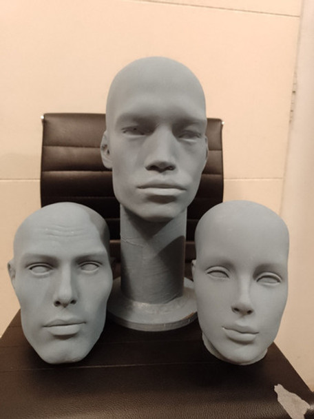 Cabezas De Maniquies 0