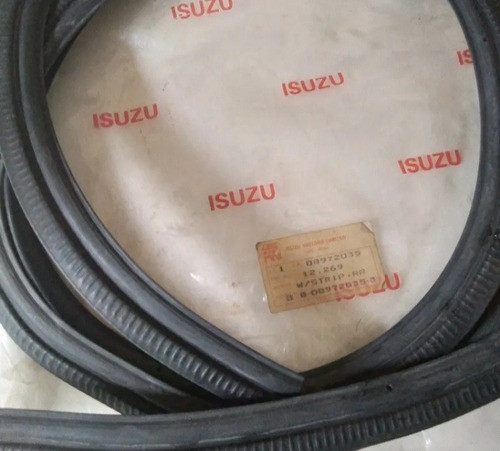 Burlete De Baúl Isuzu Mark-1 4 Puertas 0