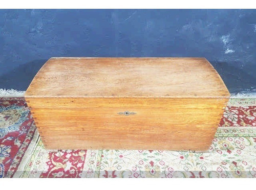 Baul Antiguo En Roble 0