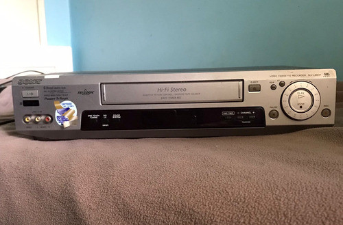 Videocassetera Sony Trilogic 2000 0