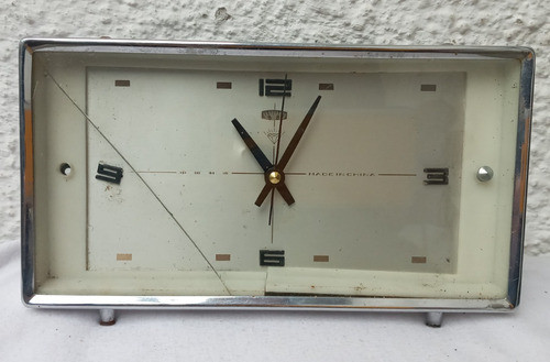 Reloj De Mesa Rectangular A Cuerda. 0