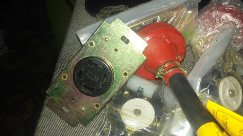 Enchufe,panel 40amp.,hubell 0