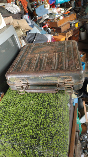 Maleta Militar Segundo Pesquisa Para Granada No Estado Das F 0