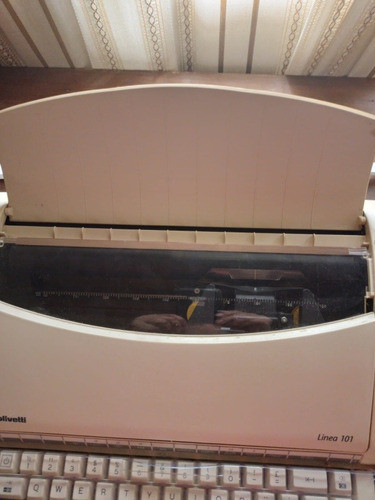 Olivetti Eléctrica Línea 101 0