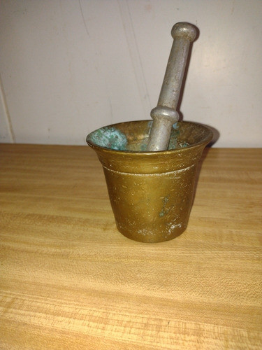 Almofariz/pilão Em Bronze Maciço E Pistilo 0