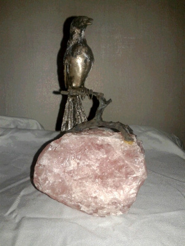 Ave En Metal Sobre Piedra Sal 0