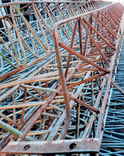 Correa Triangular Reticulada.largo 6,18 Mts...tubos Larralde 0