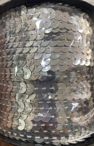 Rollo Tira De Hilo De Lentejuelas Plateado X 100 Yardas 0