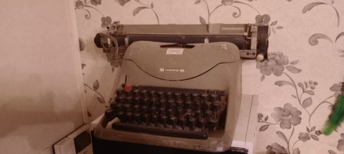 Máquina De Escribir Olivetti Lexikon 80 0