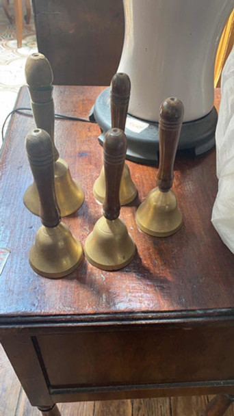 1 Campana De Bronce Y Madera 0
