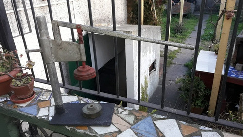 Máquina Manual Para Tapar Bollones 0