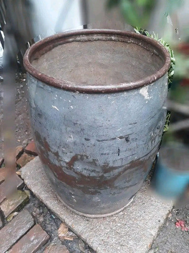 Antiguo Barril De Hierro Macizo 200l. No Esta Pinchado 0