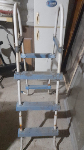 Escalera Piscina 500 Pesos Con Detalles Alta Altura Total 0