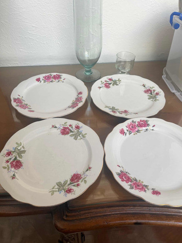 Plato Antiguo Chino Con Diseño 0