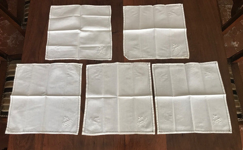 5 Servilletas Antiguas.medidas En Fotografías. 0