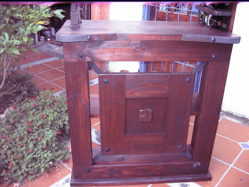 Bar Madera Tipo Barra Rustico C/apliques De Hierro 0