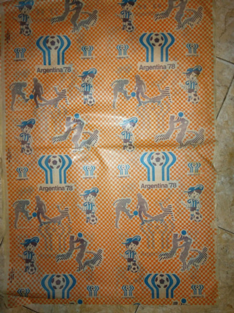 Mundial Argentina 1978 - Papel De Regalo - Gauchito Y Logo 0