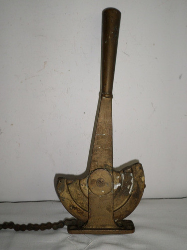 Antiguo Llave De Bronce Con Cadena Comando Marina Nautica? 0