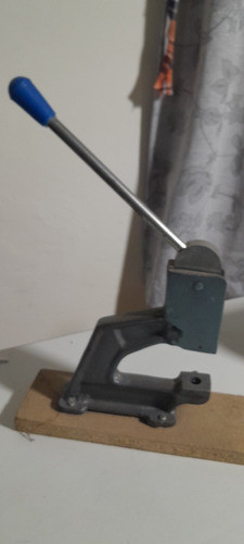 Maquina Para Colocar Broches 0