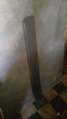 Escalon De Chapa Gruesa  Doblada 2milimetro 0