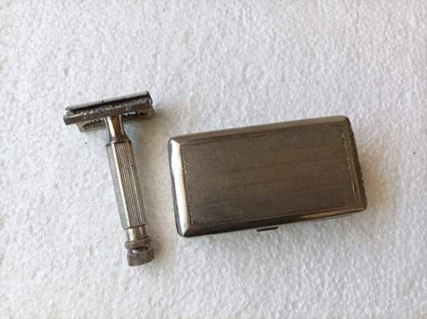 Máquina De Afeitar Antigua De Metal 0