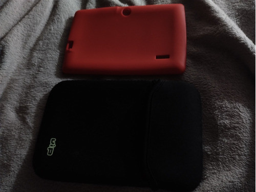 Funda Y Silicona Para Tablet 0