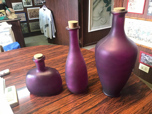 3 Botellas De Adorno Violetas 0