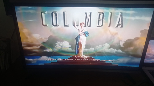 Tv Telefunken De 32 Pulgadas Modelo Curvtlfled32 Con Control 0