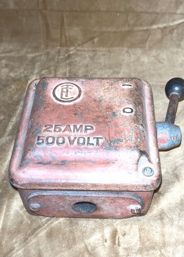 Interruptor De Seguridad De 3 Polos Impecable 25 Amp. 500w 0