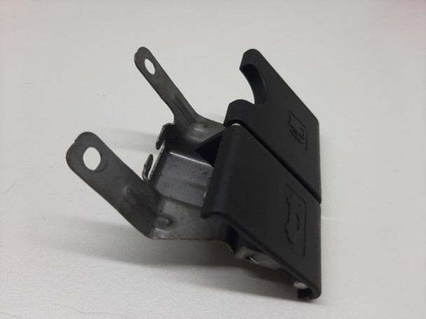 Puxador Abertura Portinhola Capo Nissan Versa 0