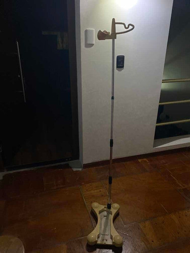 Soporte Para  Planchado Tobi Con Rueditas 0