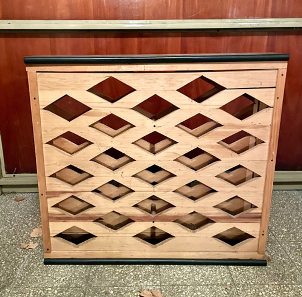 Bodega De Madera Para Vinos, Mide 1mt De Largo Por 0.90 De A 0