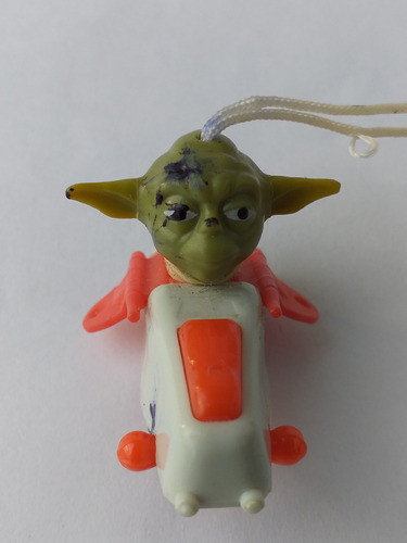 Star Wars Kinder Yoda 0
