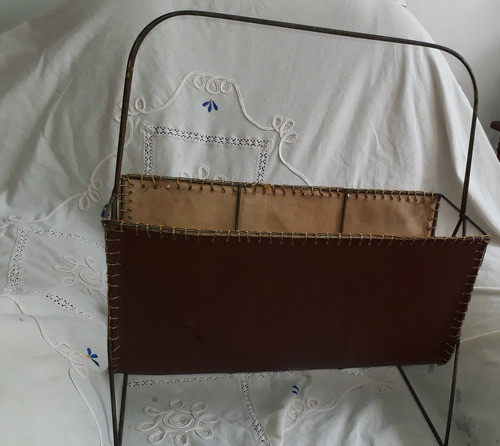 Antiguo Revistero Para Restaurar 0