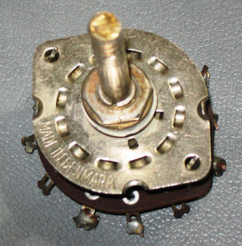 Llave Inversora Para Radio O Audio Antiguos 0