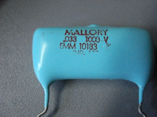 033 X 1000 Volt Poliester Marca Mallory 0