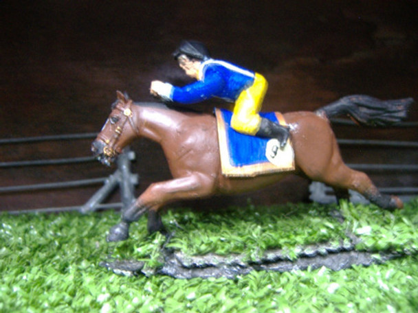 Antiguo Caballo De Carrera De Plomo Con Jockey 0