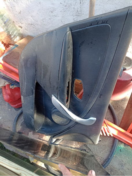 Tapizado De Puerta Renault Fluence Chófer Delantero 0