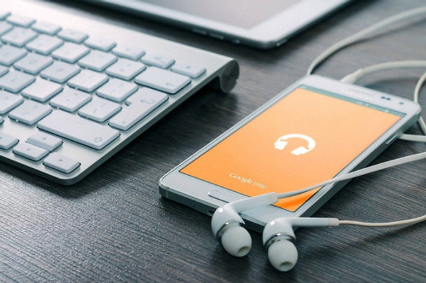Radio Online En Vivo 24hs. Streaming Audio + App Sin Cortes! 0