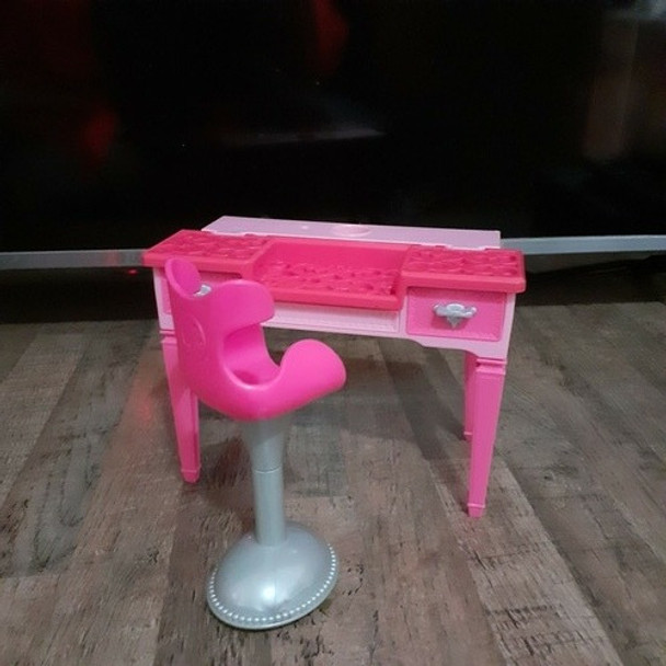 Penteadeira Da Barbie Usado Conforme As Fotos 0