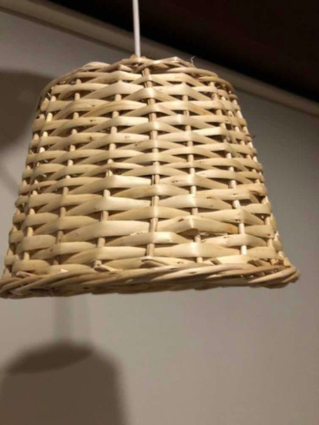 Pantalla Porta Lampara De Mimbre Con C/ Blanco Negro  15x20 0 Pantalla Porta Lampara De Mimbre Con C/ Blanco Negro  15x20 0