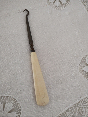 Antiguo Gancho Corsetería 0