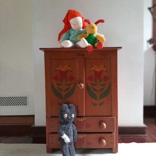 Raro Brinquedo Antigo Guarda Roupa De Bonecas /só Retirada 0