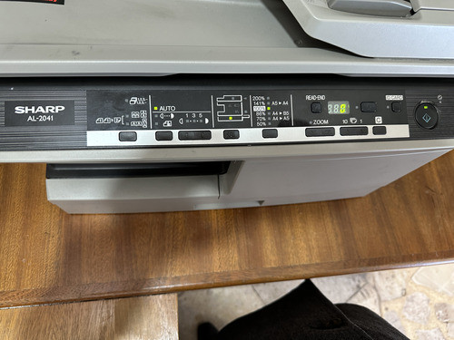 Fotocopiadora Funcionando En Oficina 0