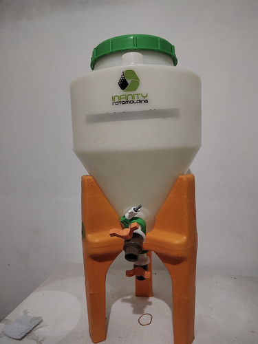 Fermentador Infinity Rotomolding 40l Con Base Y Accesorios 0