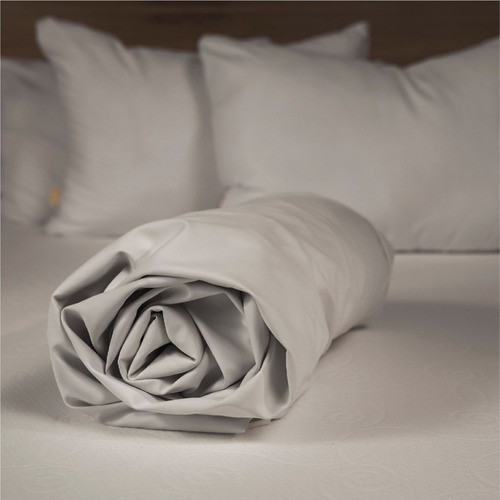 Cubre Colchon Protector Impermeable Calm 2 Plazas Y Media 0