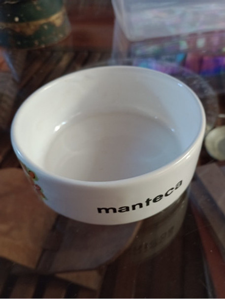 Mantequera De Porcelana Impecable. 0