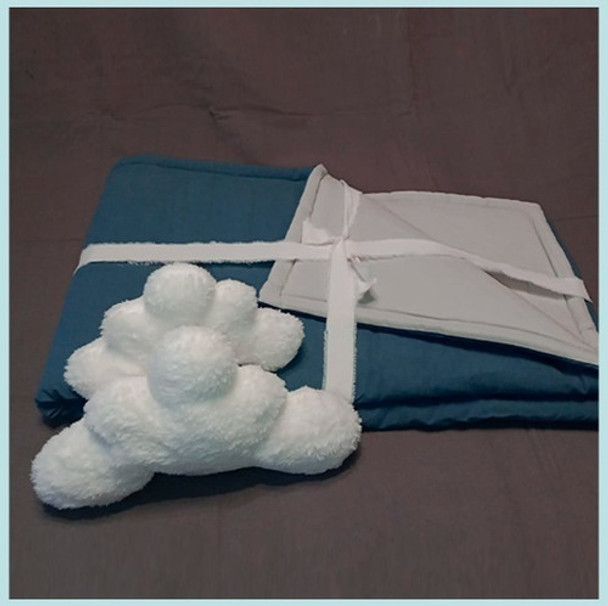 Acolchado Reversible Cuna Func. + Set Almohadones Nube 0